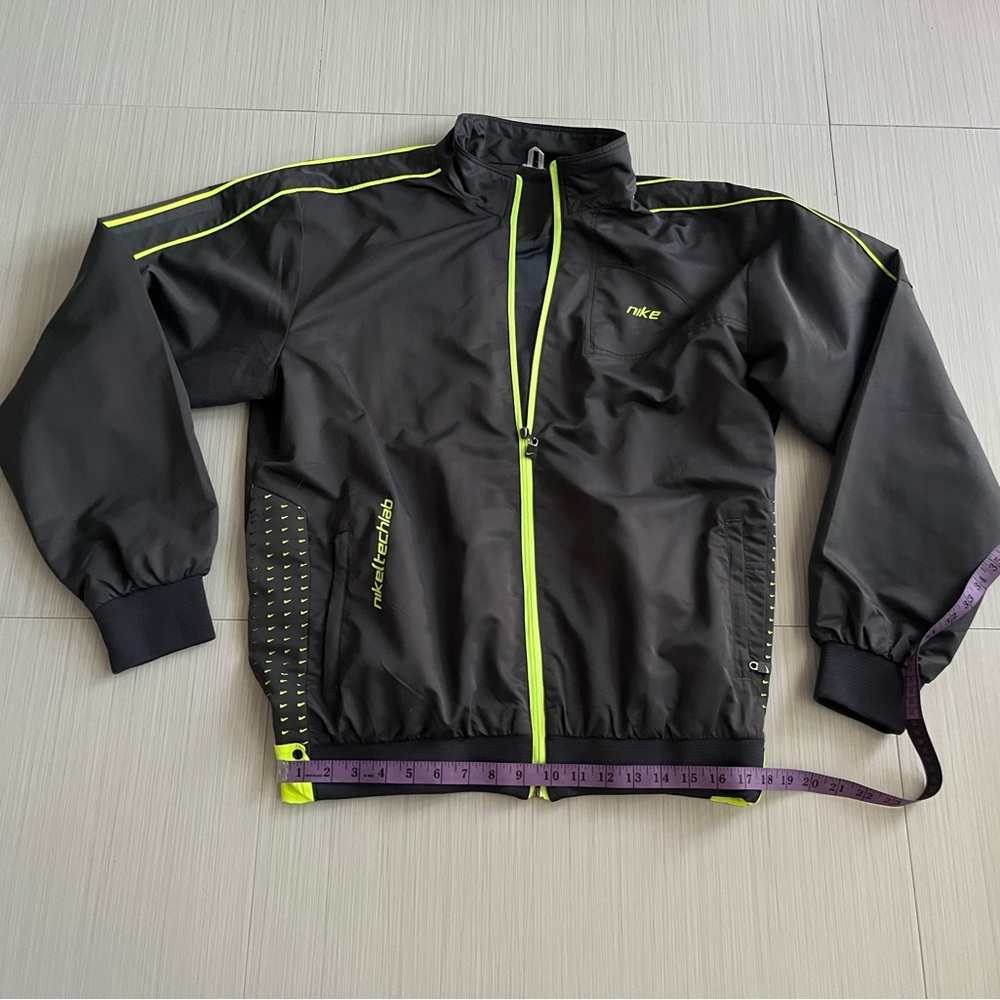 Jacket - Picture 12 of 14